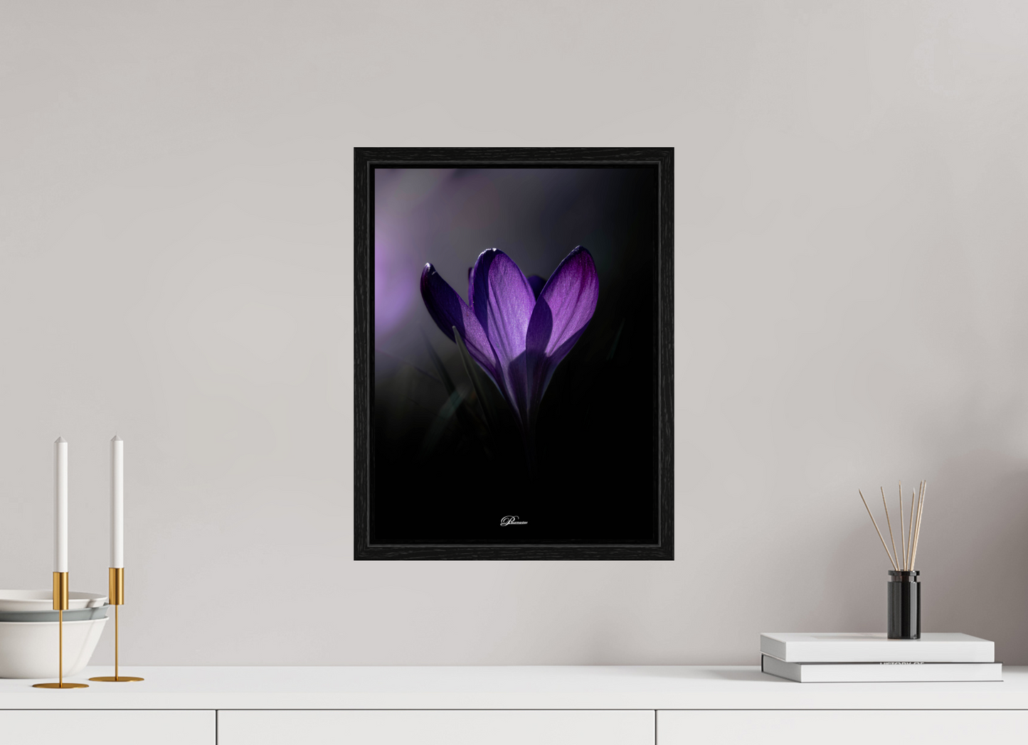 30 x 40 cm, Floater Frame Purple crocus