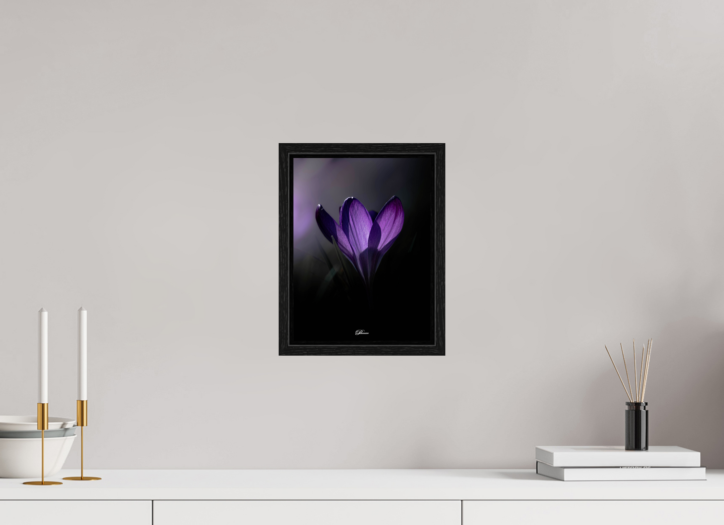 21 x 28 cm, Floater Frame Purple crocus